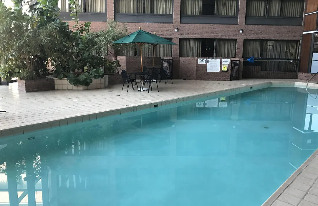Super 8 By Wyndham Mobile I-65-1
