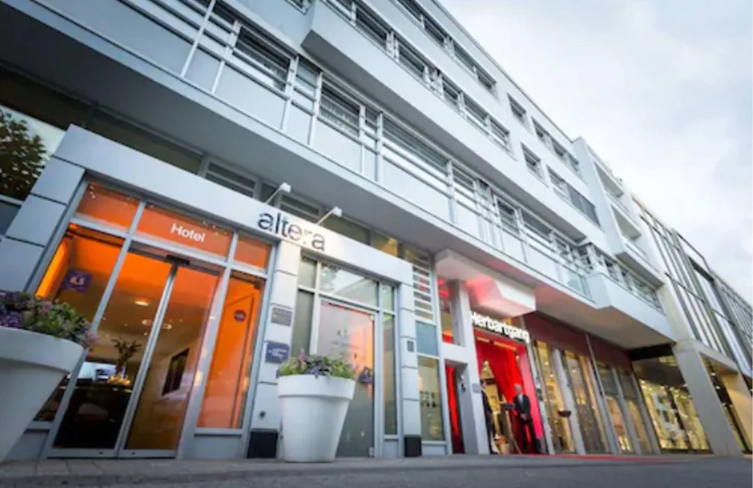 Altera Hotel-1