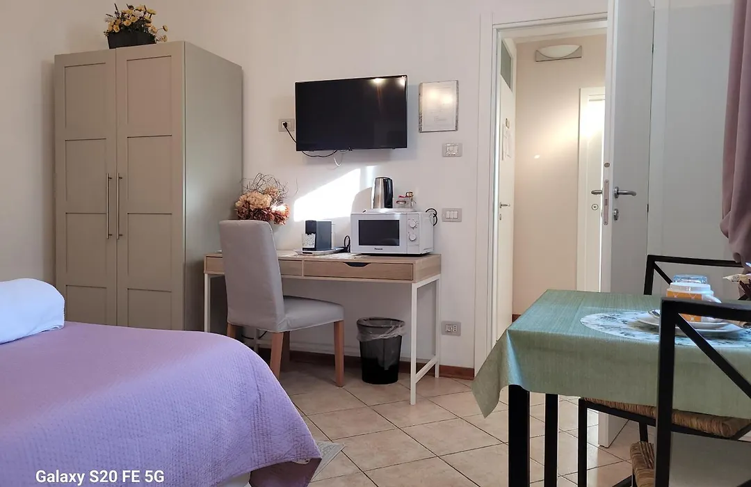 La Meridiana Affittacamere-1