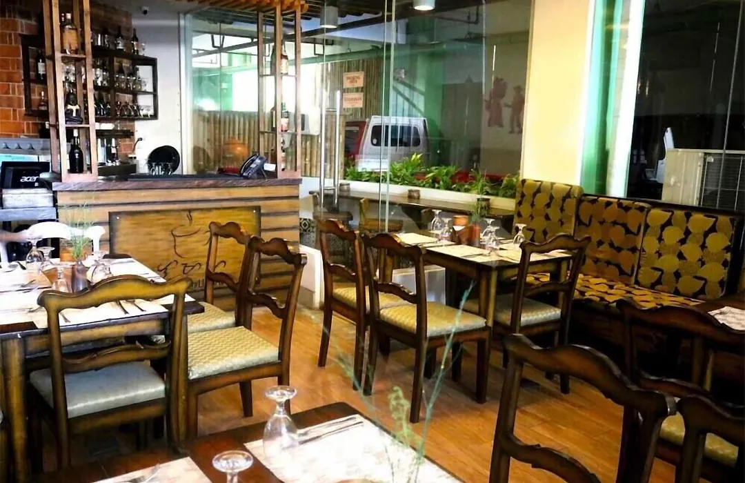 Palm Grass Hotel-1