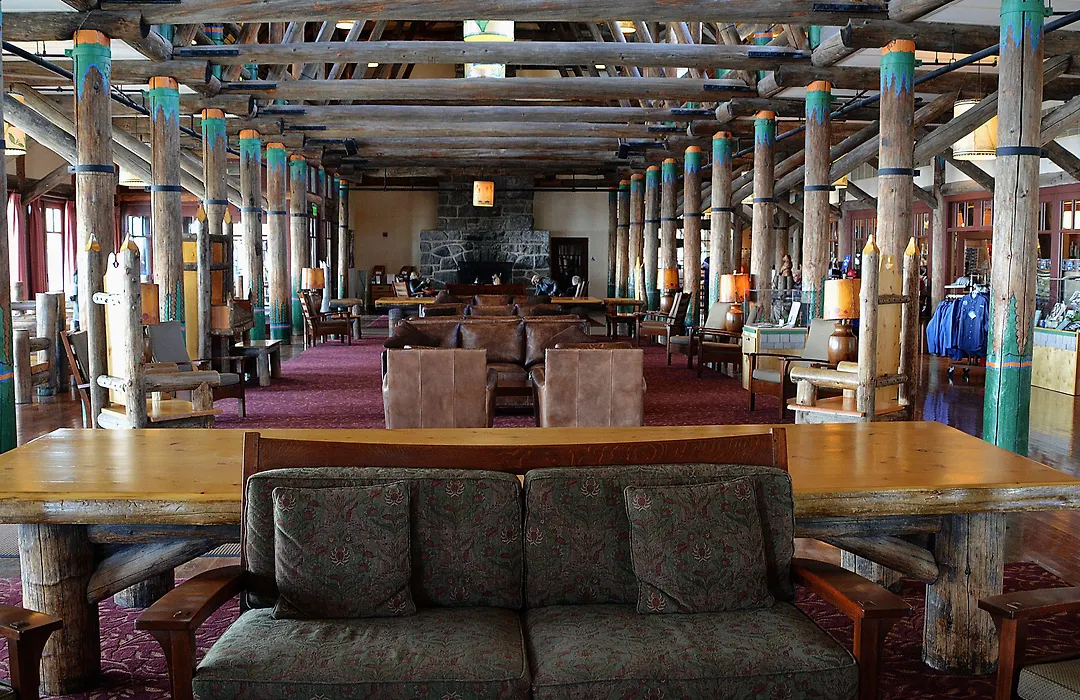 Paradise Inn-1