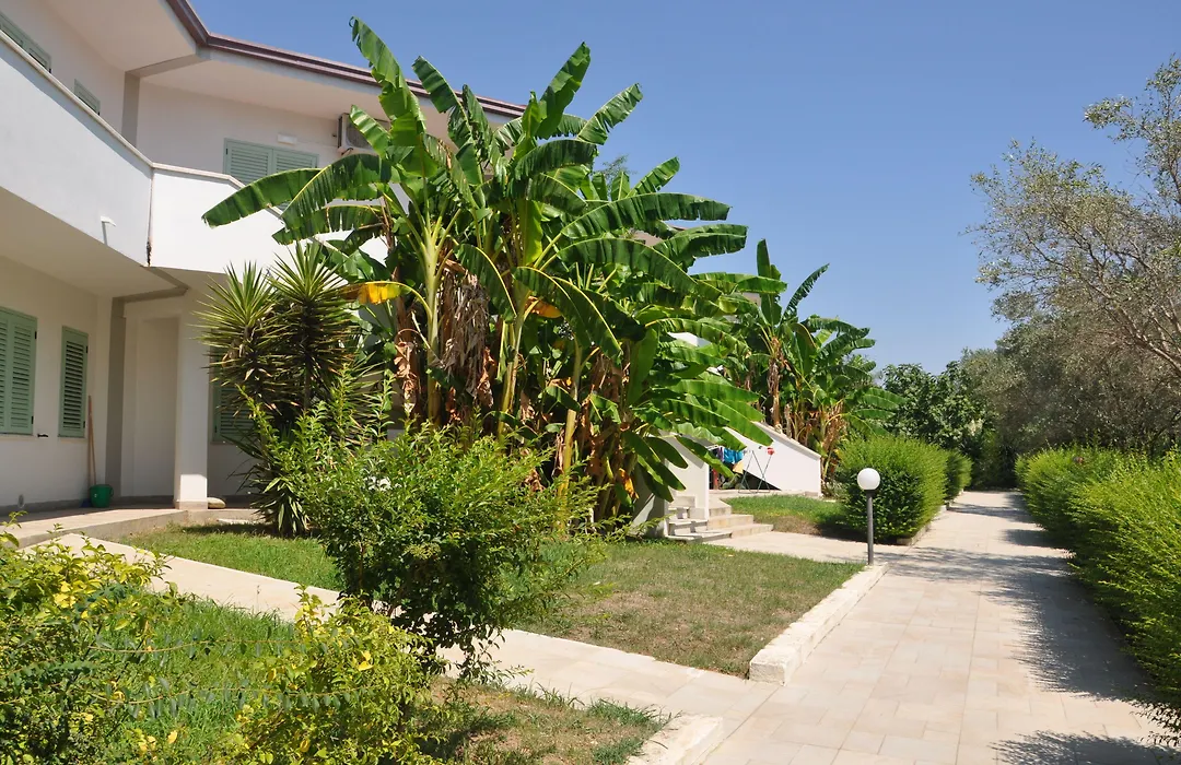 Borgo Degli Ulivi Natural Resort-1