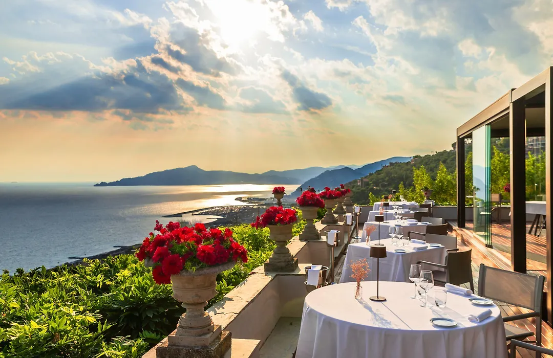Villa Riviera Resort-1