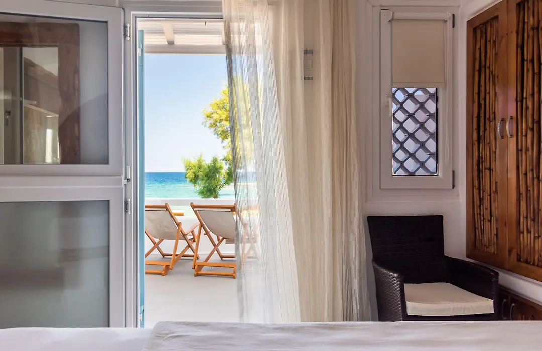 Niki-Savvas Suites & Studios-1