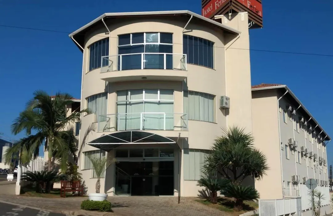 Ferian Plaza Hotel-1