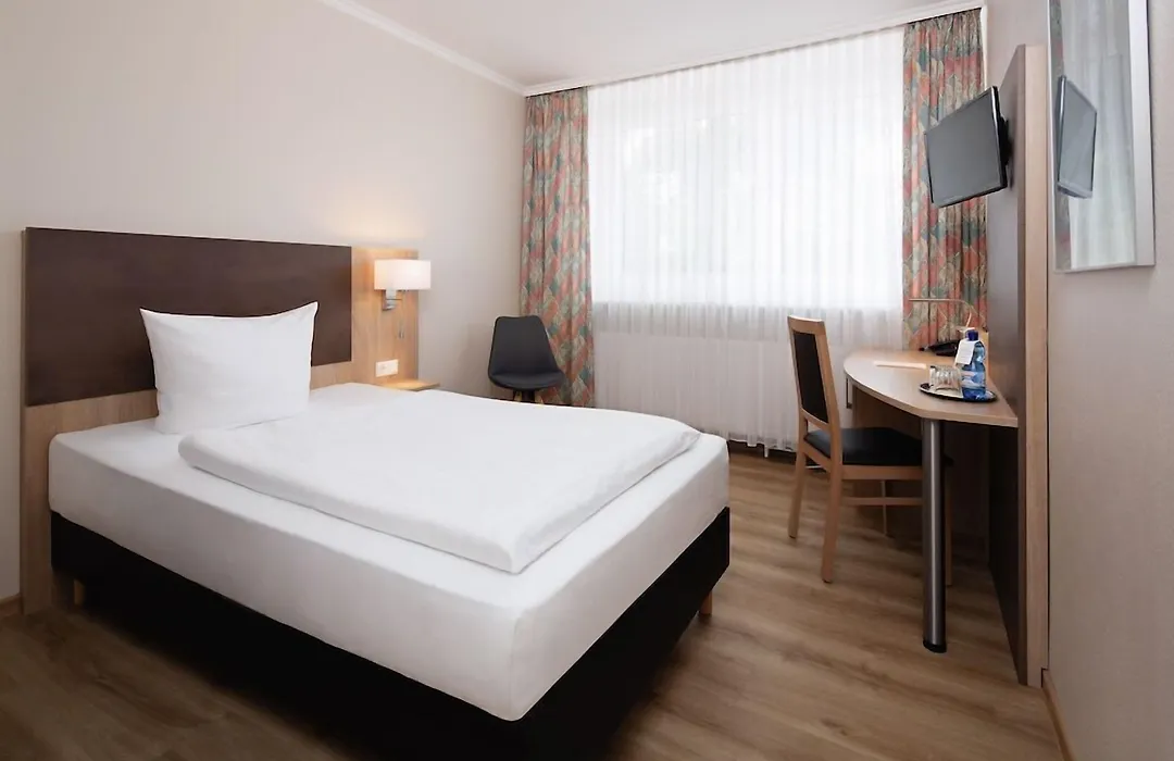 Hotel Berliner Baer-1
