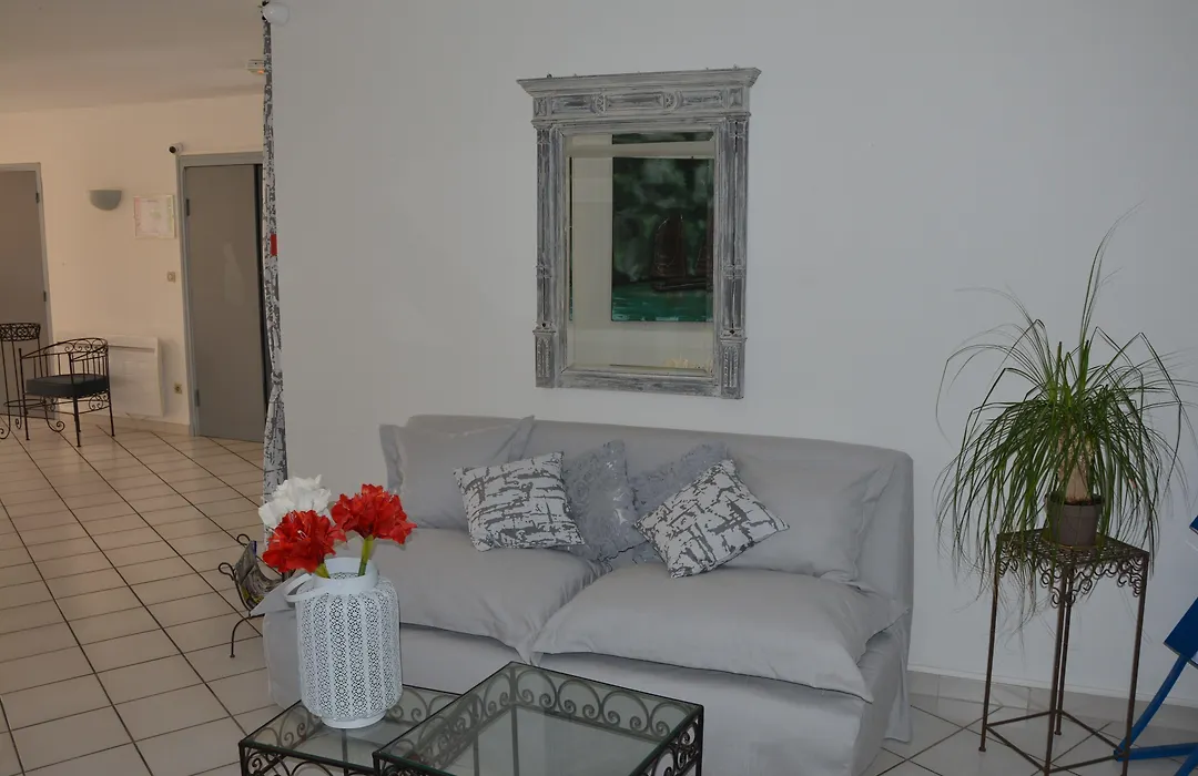 Hotel Albizzia-1