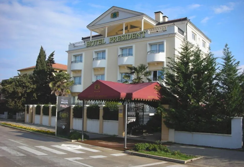 Hotel President-1