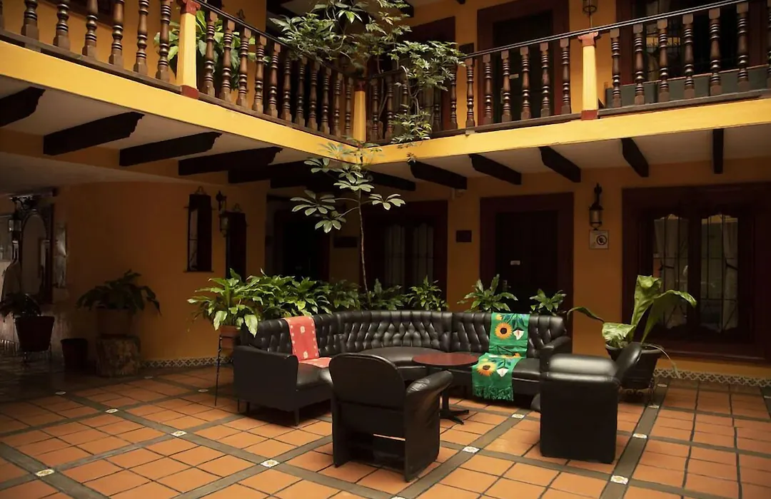 Hotel Catedral-1