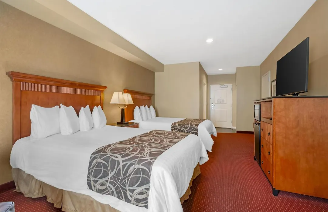 Best Western Plus Canyon Pines-1