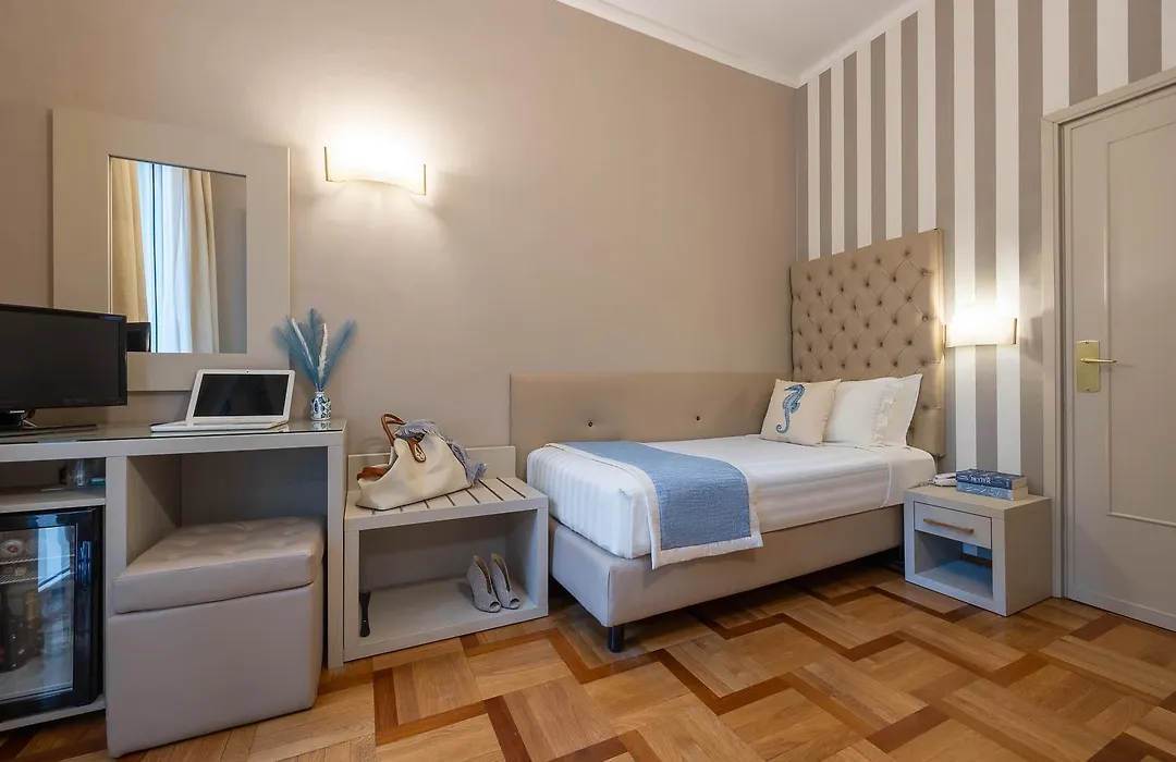 Hotel Metropole-1
