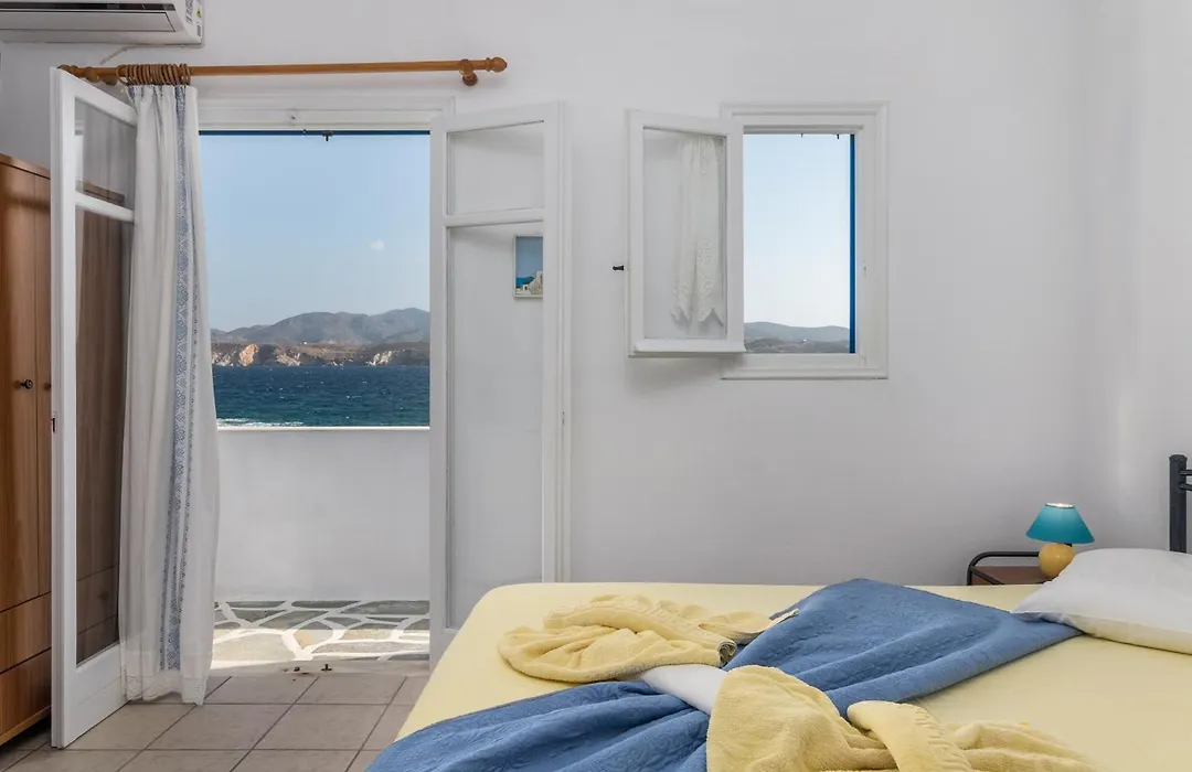 Apollon Rooms-1