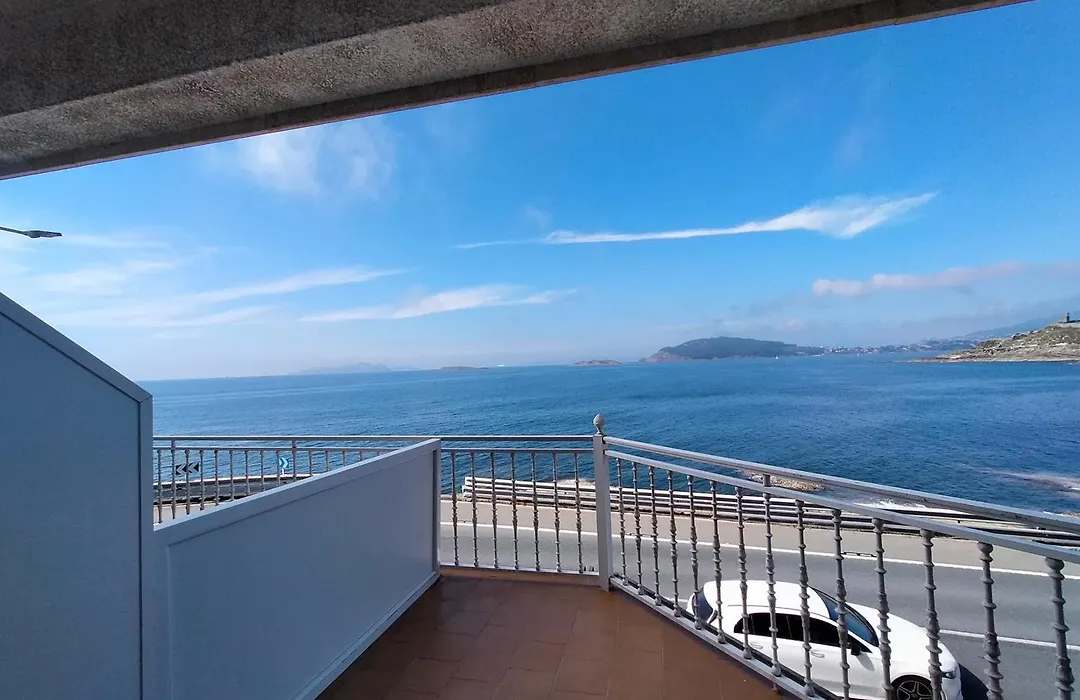 Hotel Rompeolas-1