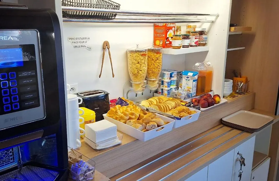 Hotel First Eco Dieppe-1