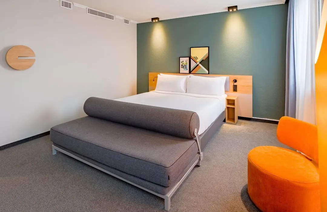 Spark By Hilton Wuppertal City Centre-1