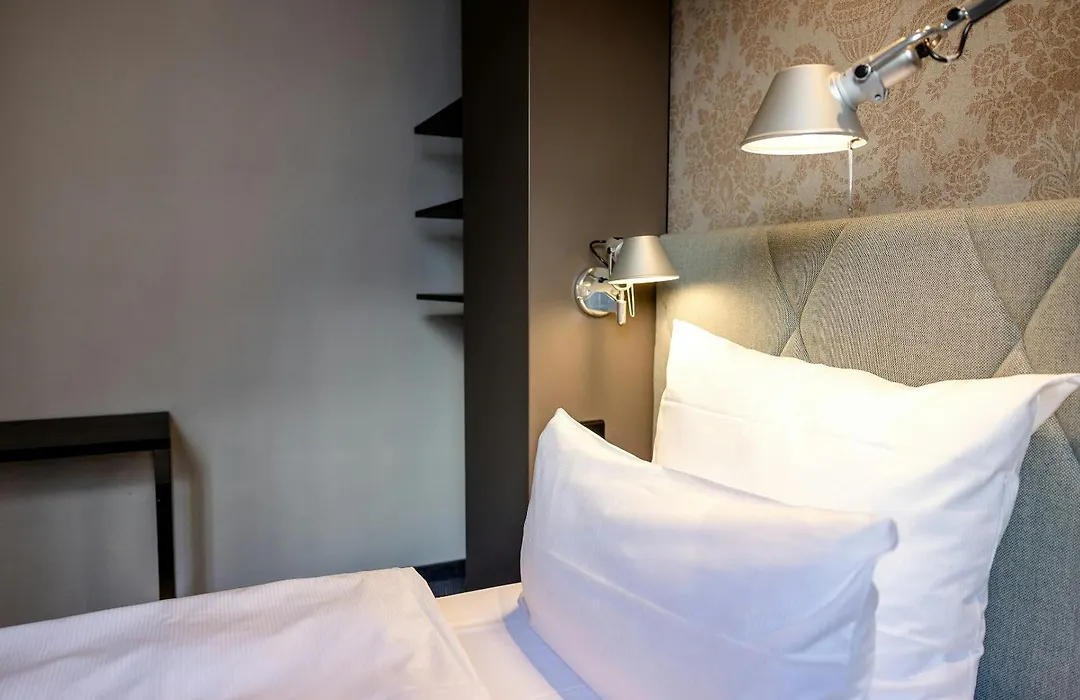 Motel One Muenchen-Sendlinger Tor-1