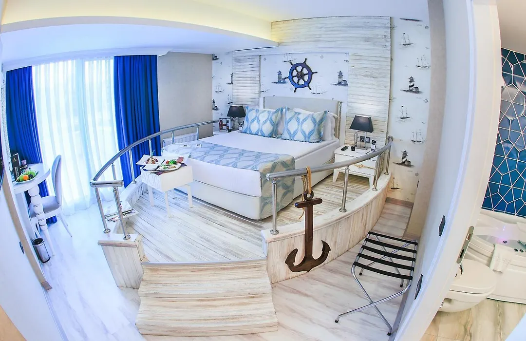 Demonti Hotel-1