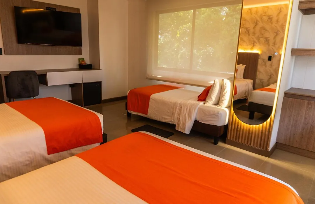 Hotel Pinares Plaza-1