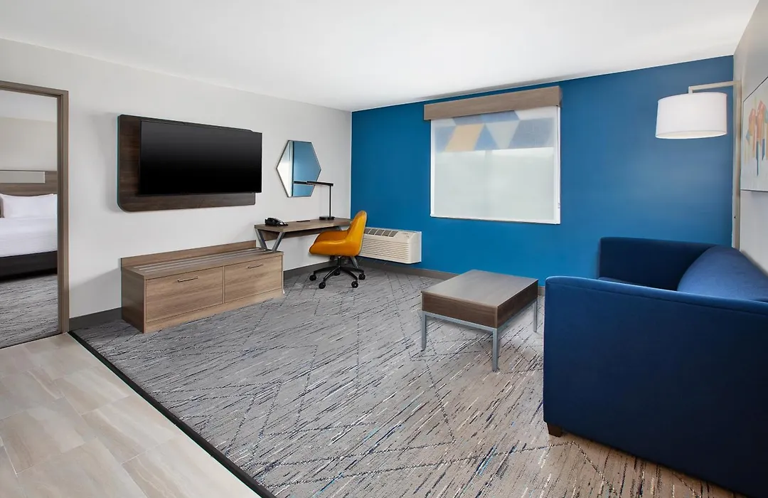 Holiday Inn Express Hotel & Suites Pittsburgh Airport By Ihg-1