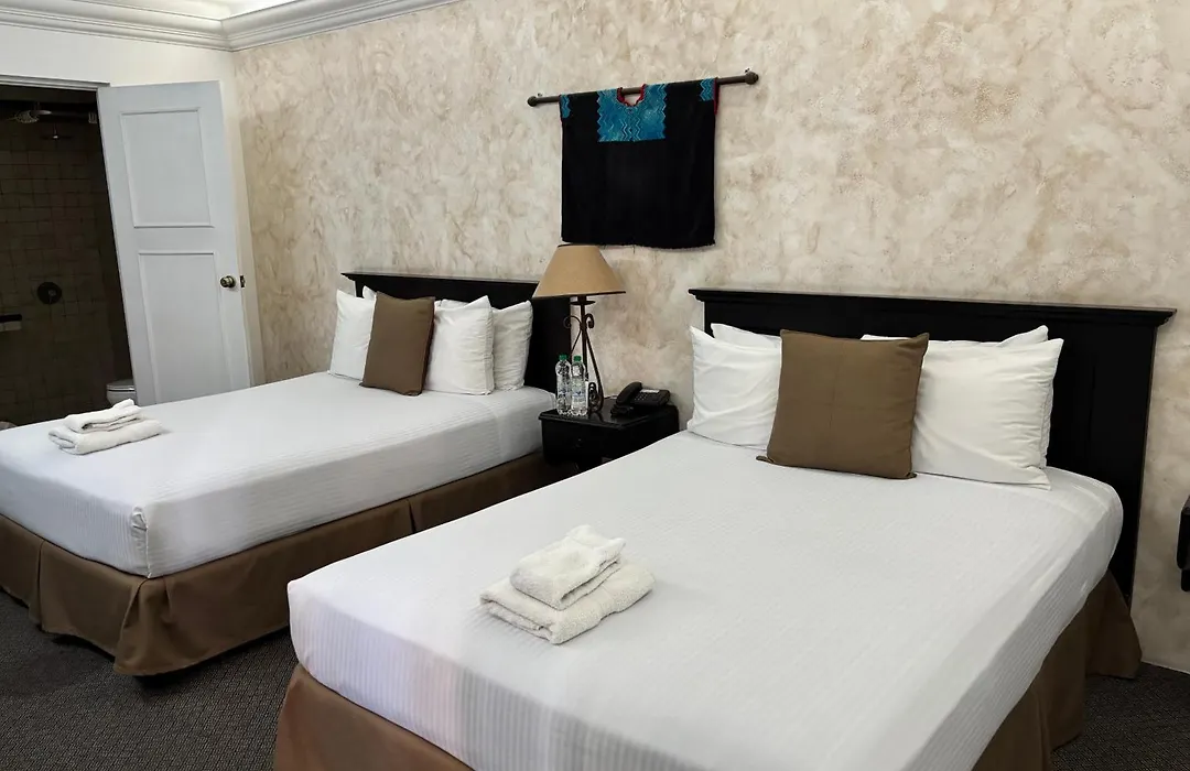 Hotel Ciudad Vieja-1