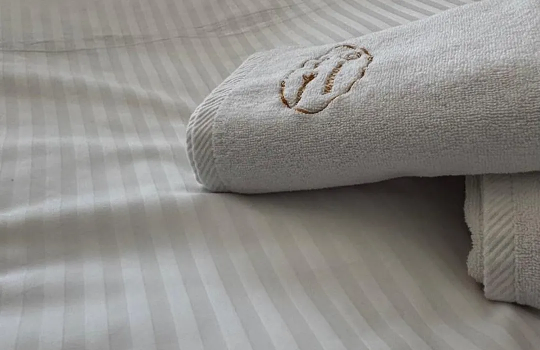 Premium - Bed&Breakfast-1