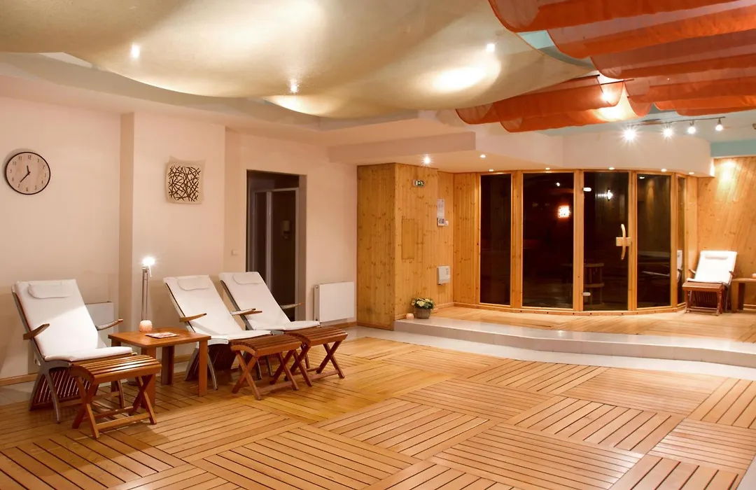 Crystal Palace Boutique Hotel-1