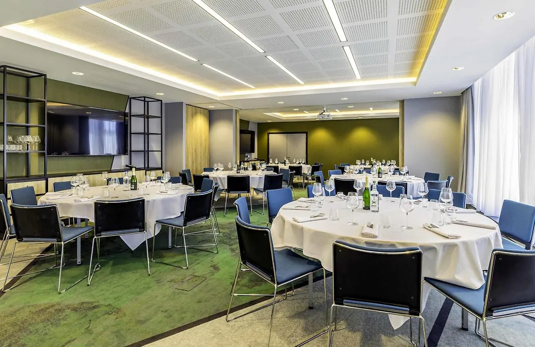 Novotel Liverpool Paddington Village-1