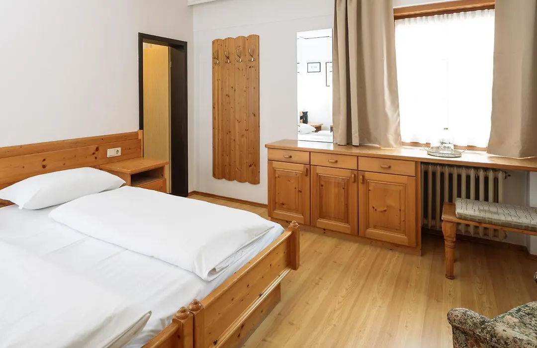 Hotel Hello-1