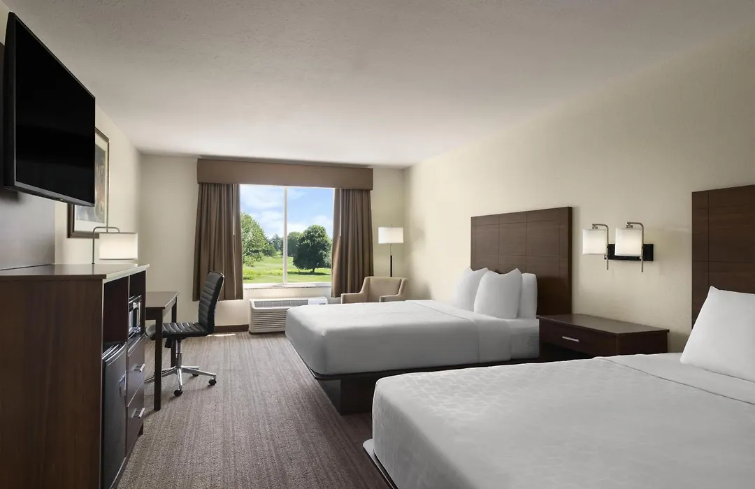 Crown Pointe Lodge; BW Signature Collection-1