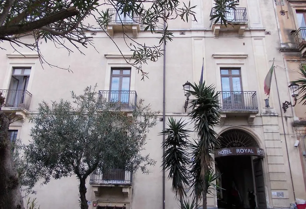Hotel Royal-1