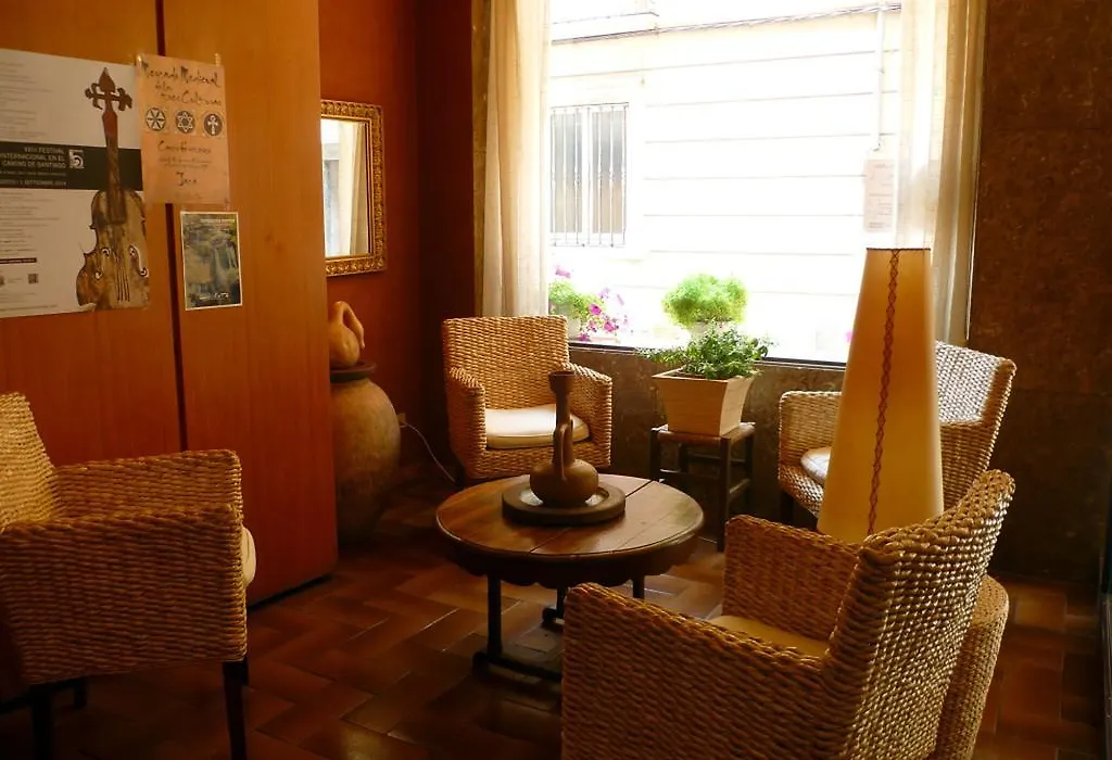 Hotel Pradas-1