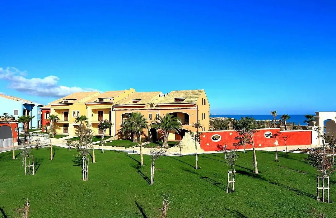 Marina di Cala del Sole-1