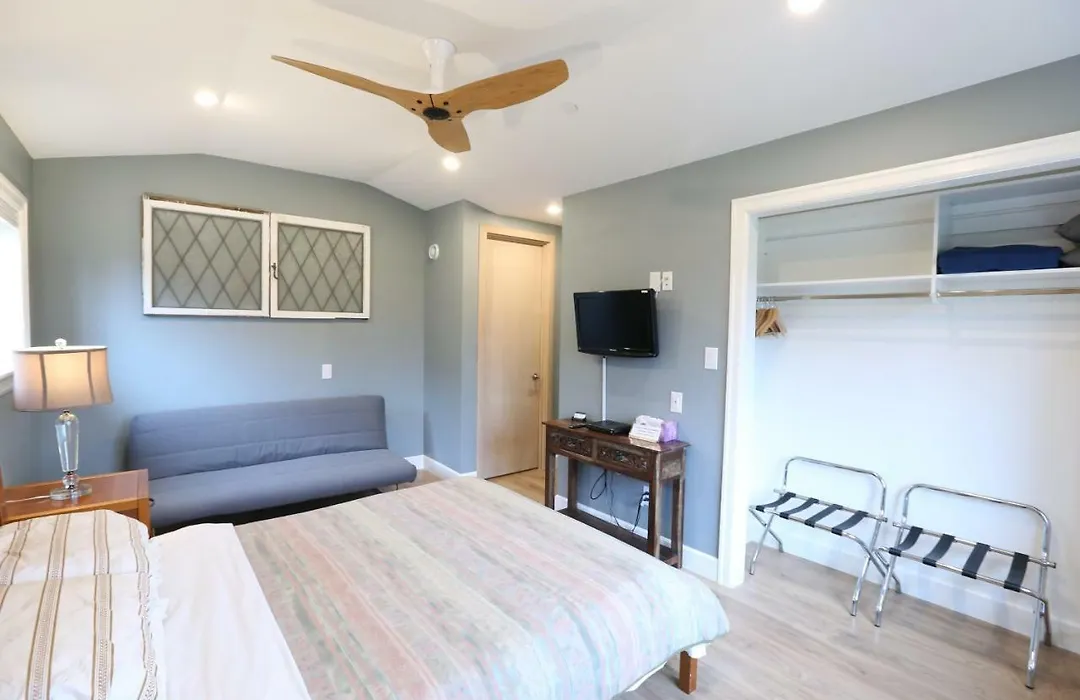 Vancouver Traveller B&B-1