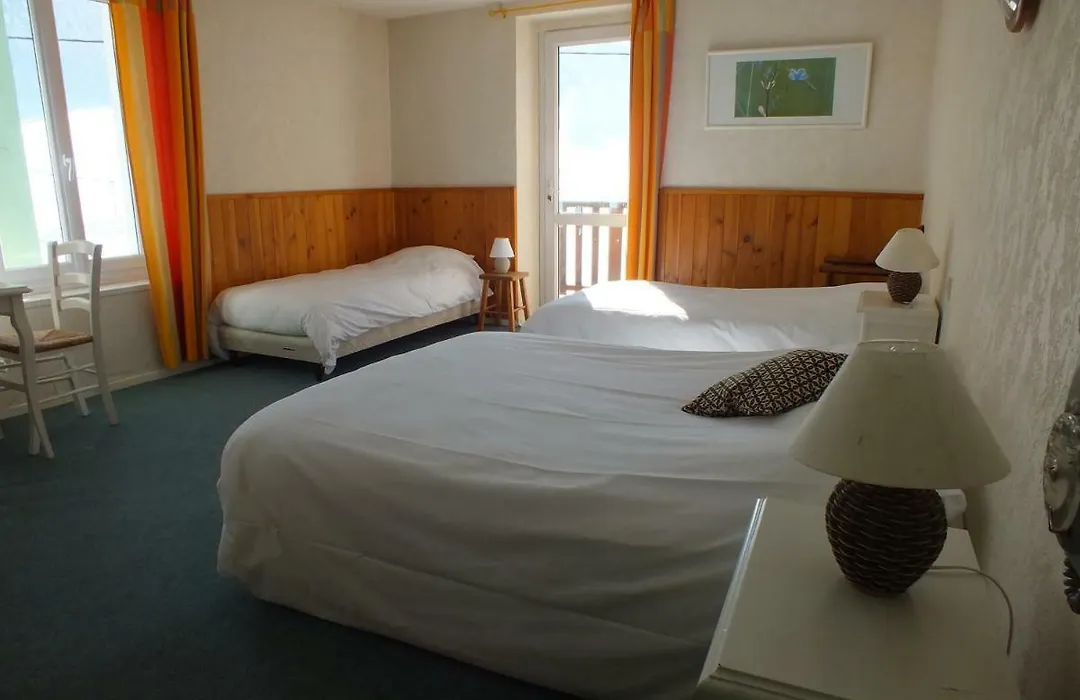 Hotel La Prairie-1