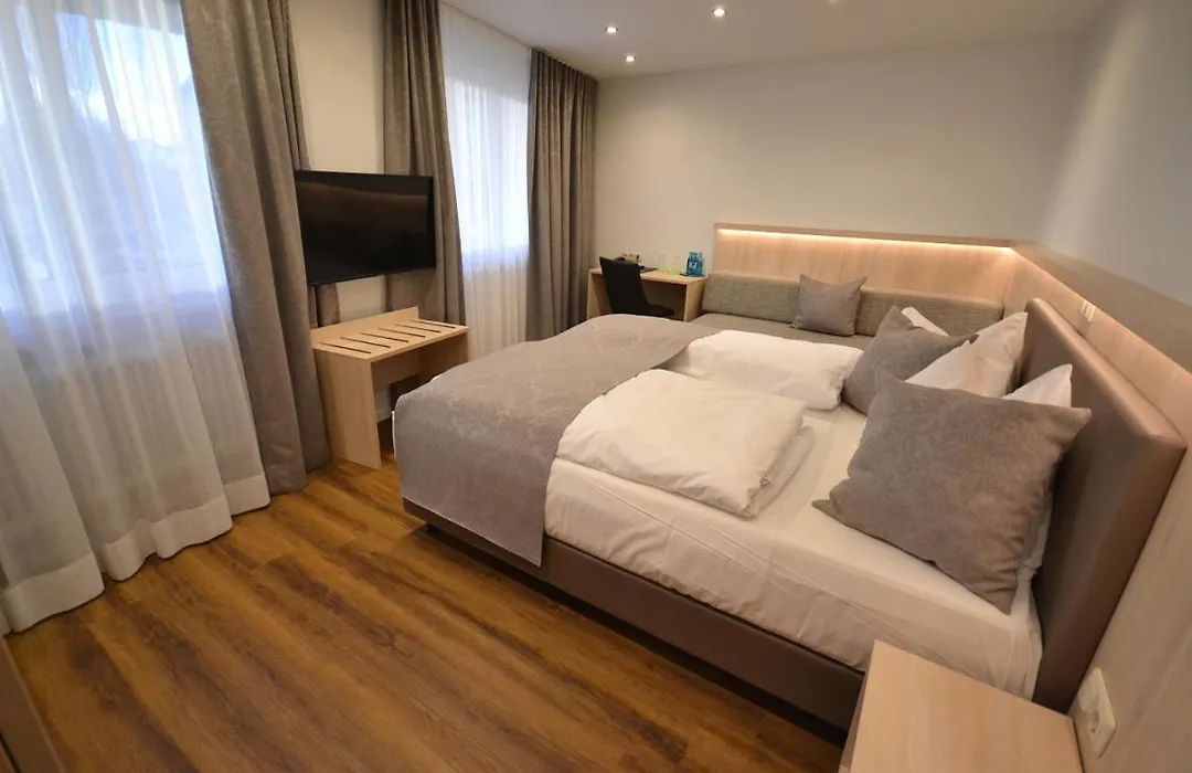Hotel-Gasthof Weisses Ross-1