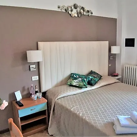 Hotel Eugenio-3
