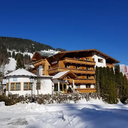 Alpenhotel Wildschoenau B&B-3