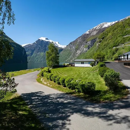 Geirangerfjorden Feriesenter-2