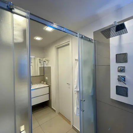 Suite Ciclopi Acitrezza-3