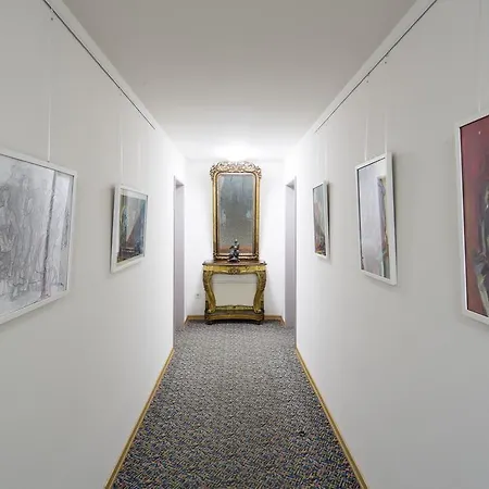 Business&Art Hotel Markgraf-3