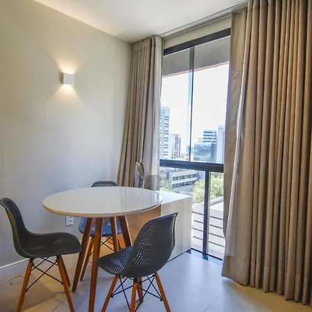 Garvey Park Hotel-2