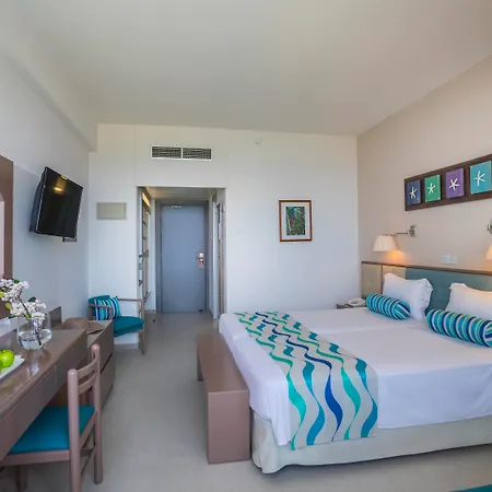 Cavo Maris Beach Hotel & Suites-2