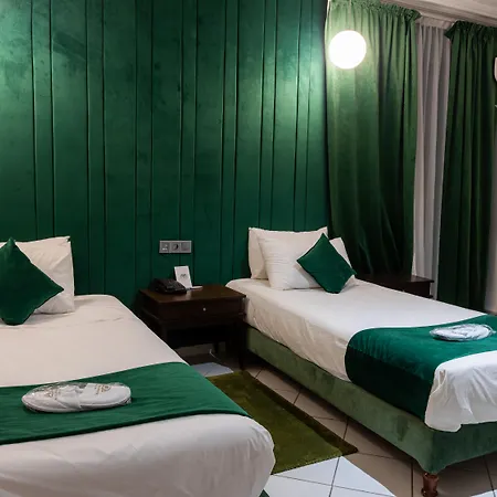 Hotel Majestic-3
