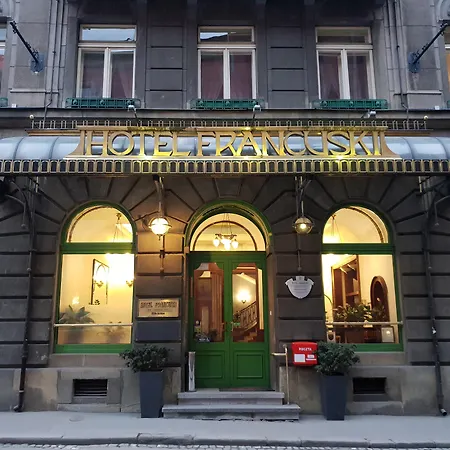 Hotel H15 Francuski Old Town - Destigo Hotels-3