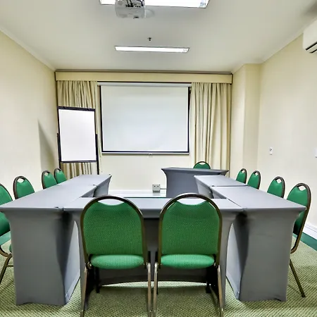 Quality Suites Vila Olimpia-2