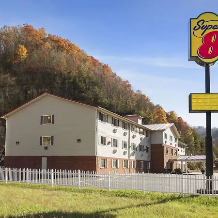 Super 8 By Wyndham Prestonsburg-3