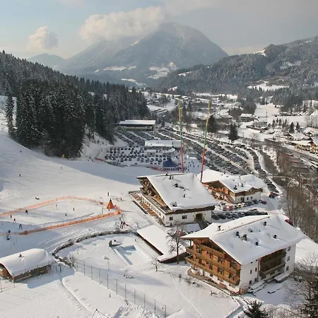 Der Waldhof-2