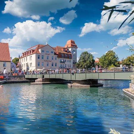 Hotel Am Alten Strom-3