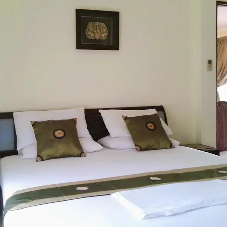 The Waterfront Hotel At Fisherman'S Village-3