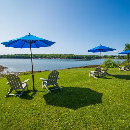Strawberry Hill Seaside Inn-2